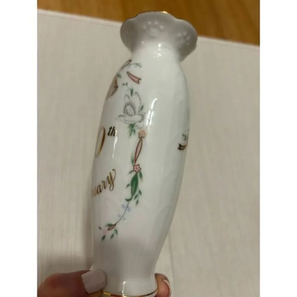 Lefton 50th Anniversary Porcelain Vase Elegant Floral Gold‎ Trim Collectiblech